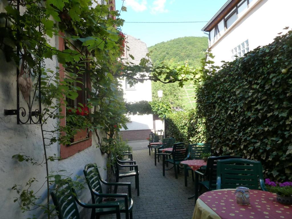 Bed and Breakfast Alte Weinstuben Steinfelder Hof Garni Ellenz-Poltersdorf Exterior foto
