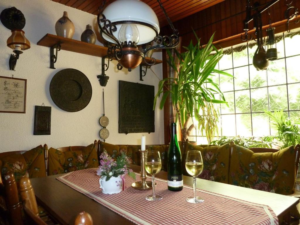 Bed and Breakfast Alte Weinstuben Steinfelder Hof Garni Ellenz-Poltersdorf Exterior foto
